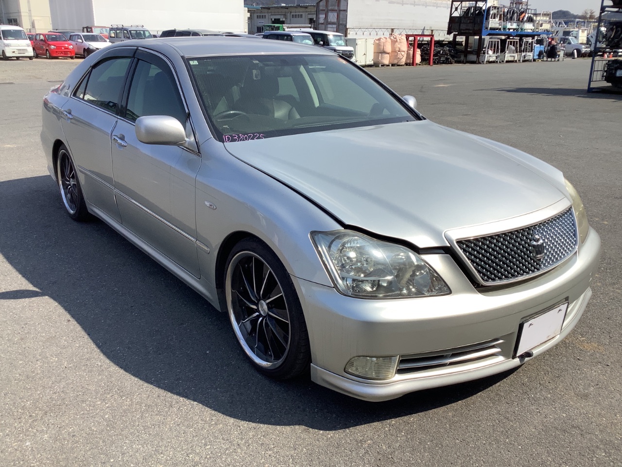 TOYOTA Crown Ref:SP380225 1/17